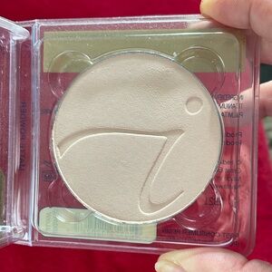 Pressed powder refill